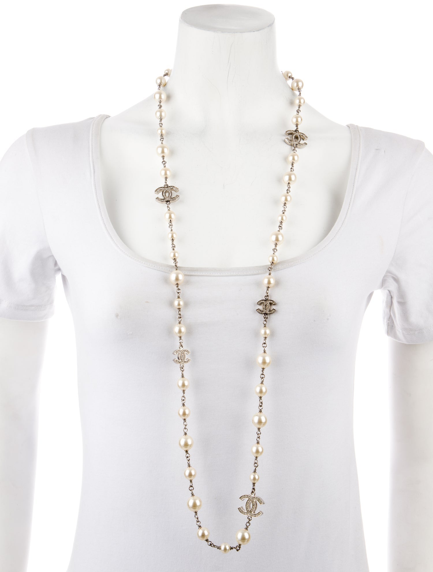 Chanel Faux Pearl & Strass CC Station Necklace